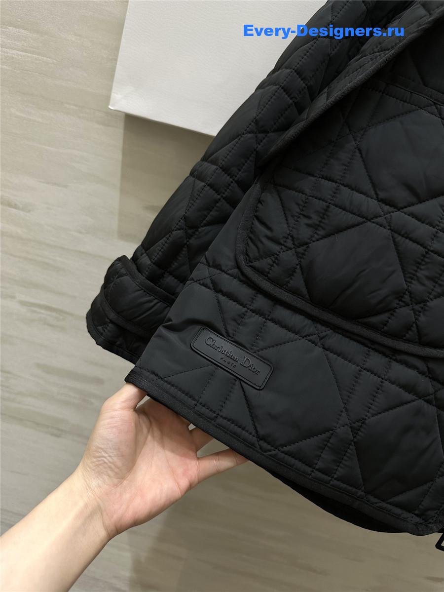 D10r quilted hooded jacket