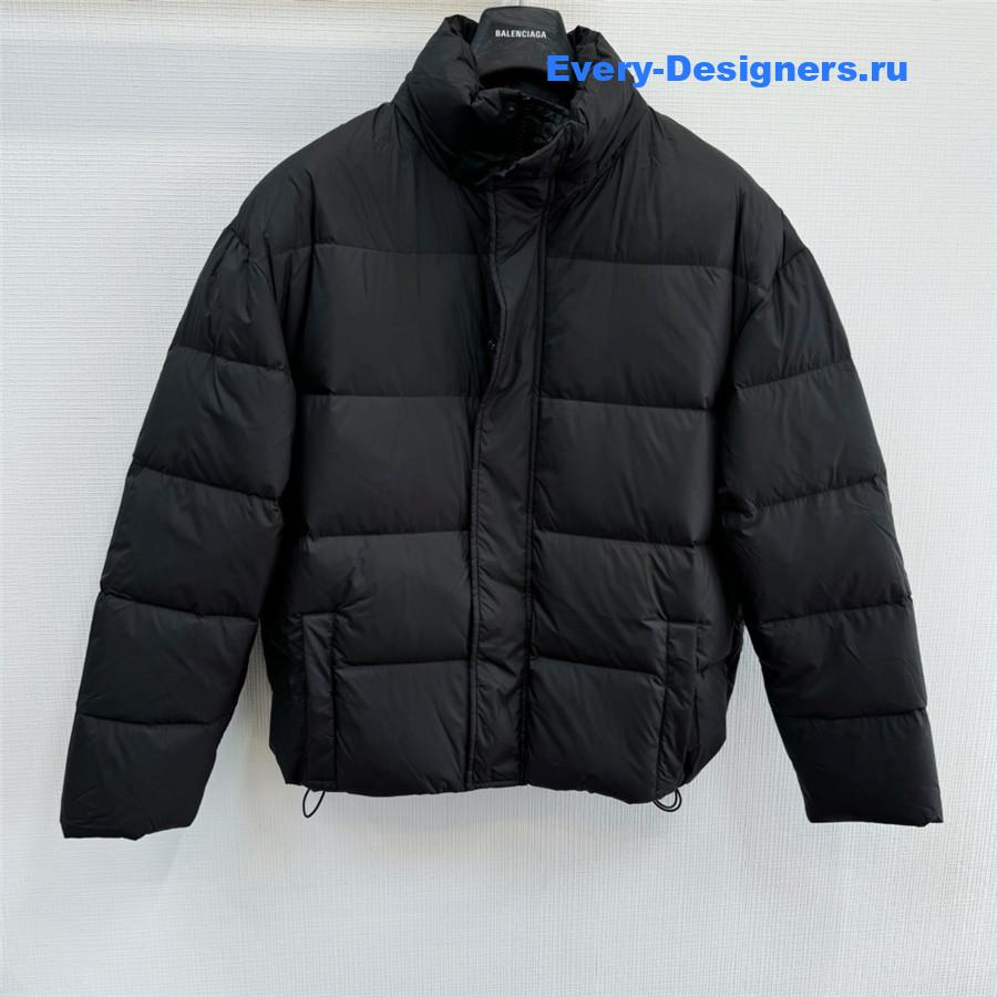 Ba1en*iaga logo embroidered down jacket