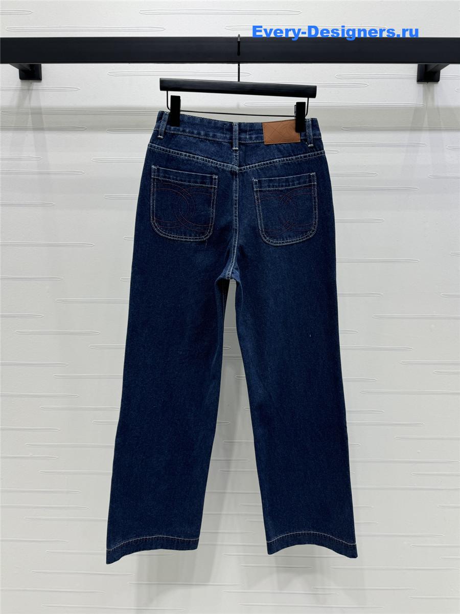 Ch**el back pocket double c logo jeans