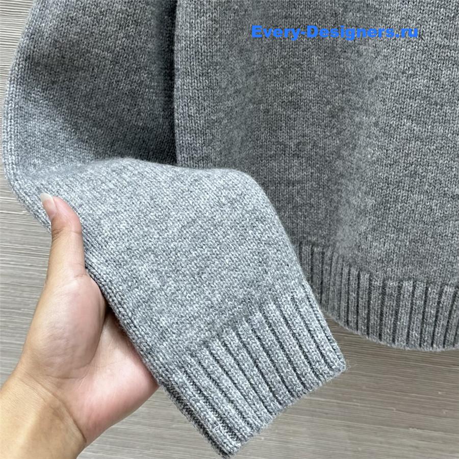 Gvc*1 oversized knit long sleeve top