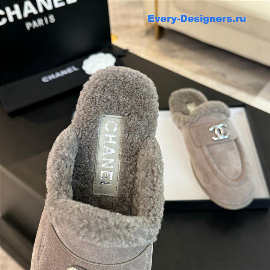 CC lambswool shoes