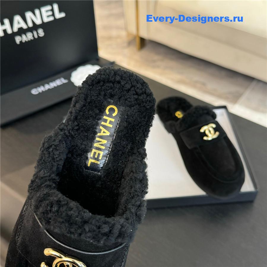 CC lambswool shoes