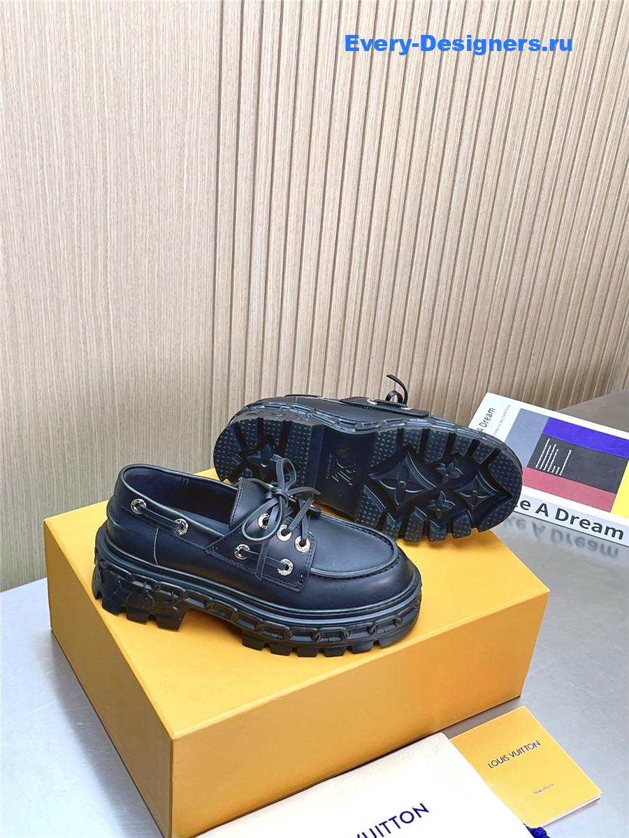 l0vis Vvtt0n lv record boat shoe black