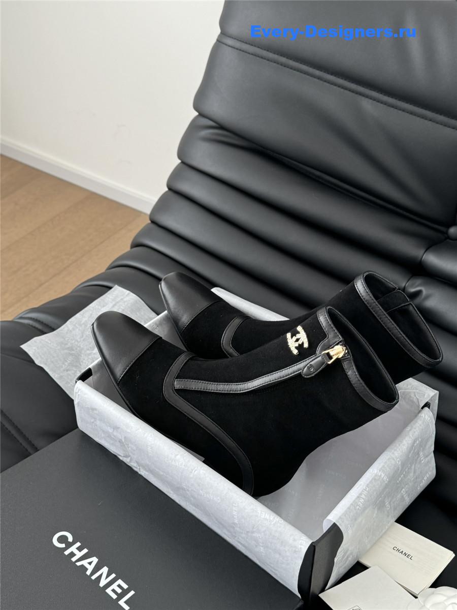 Ch**el logo black sedue leather ankle boots