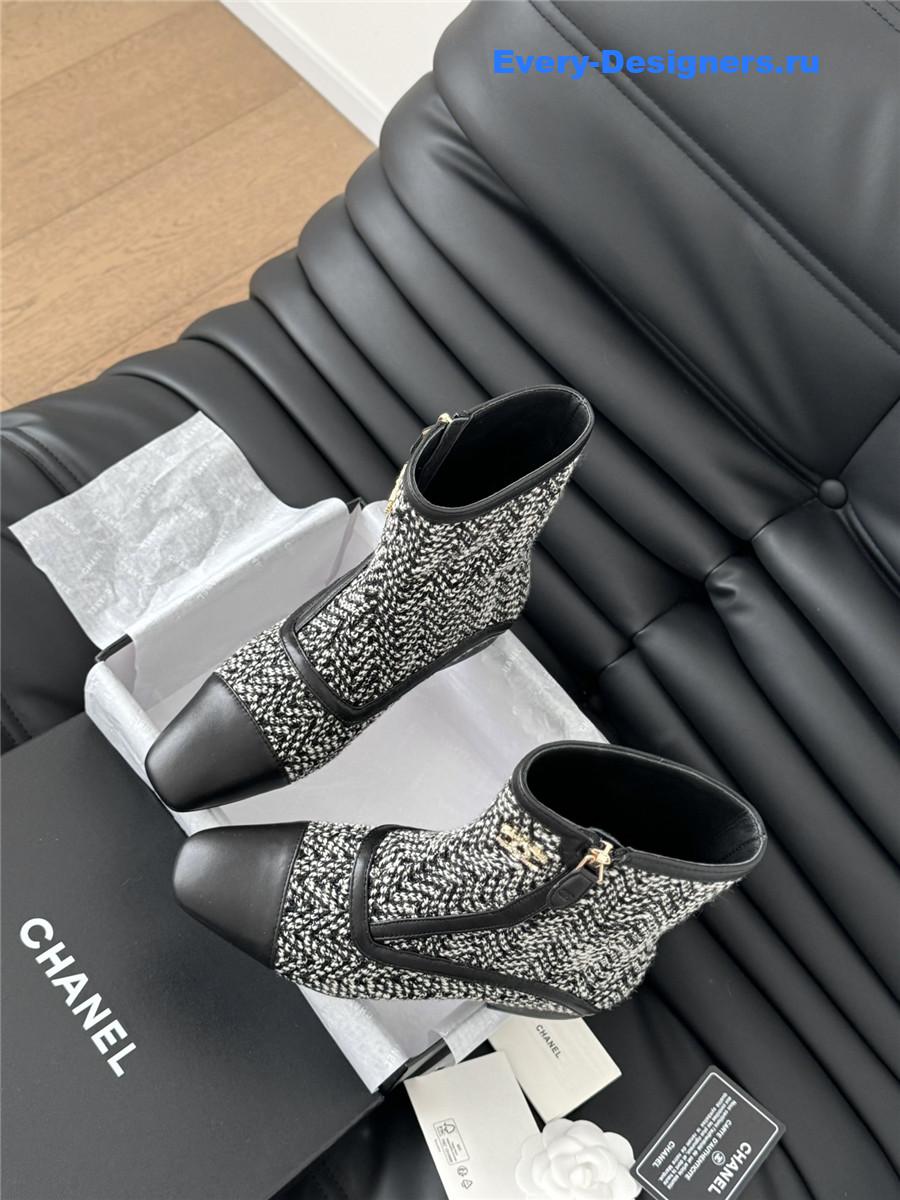 Ch**el logo black tweed ankle boots