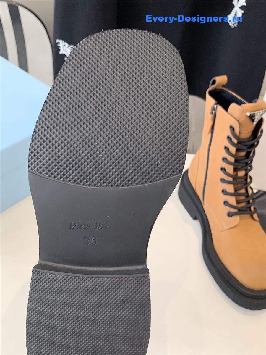 Pra*a triangle logo brown high top boots