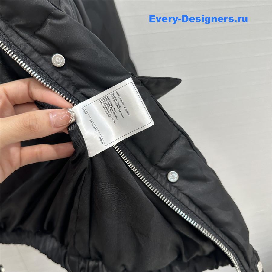 Ch**el stand collar down jacket