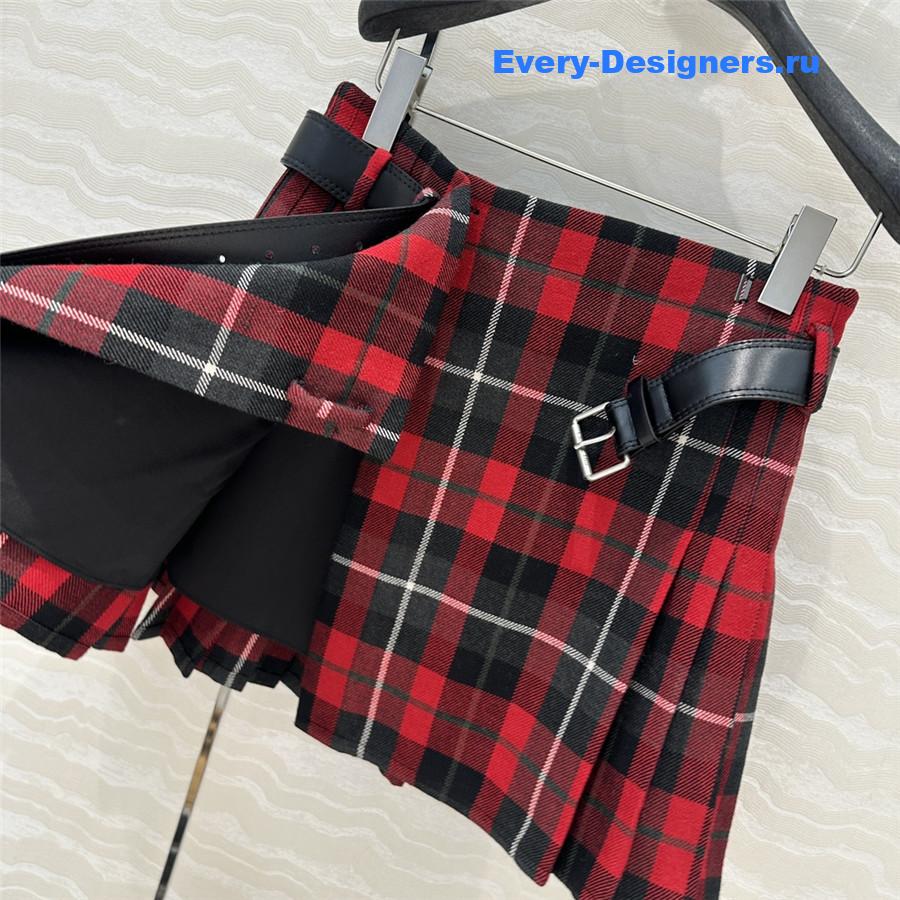D10r belted pleated skirt