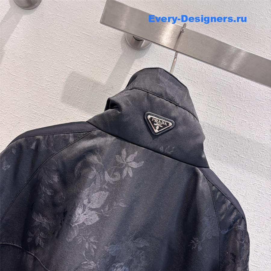 Pra*a stand collar printed chinese down jacket