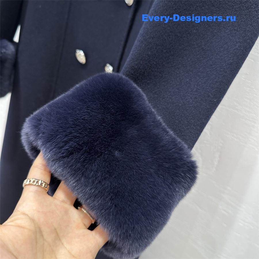 D10r double-breasted cashmere coat