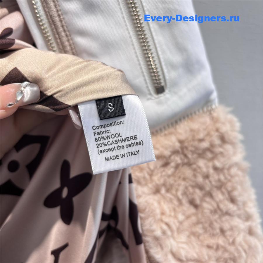 l0vis Vvtt0n lv lambswool curly lapel coat