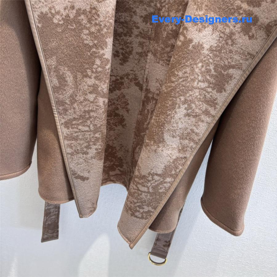 D10r hooded short wool coat