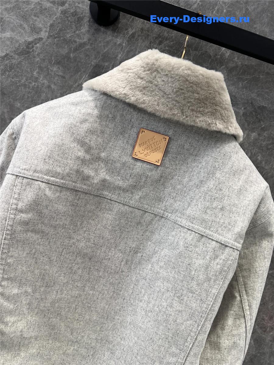 l0vis Vvtt0n lv waistcoat jacket