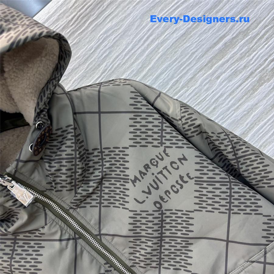 l0vis Vvtt0n lv lambskin coat