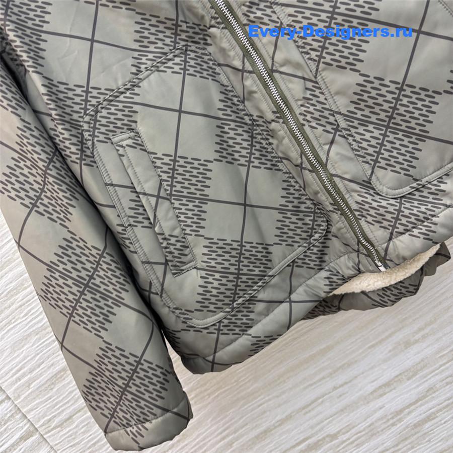 l0vis Vvtt0n lv lambskin coat