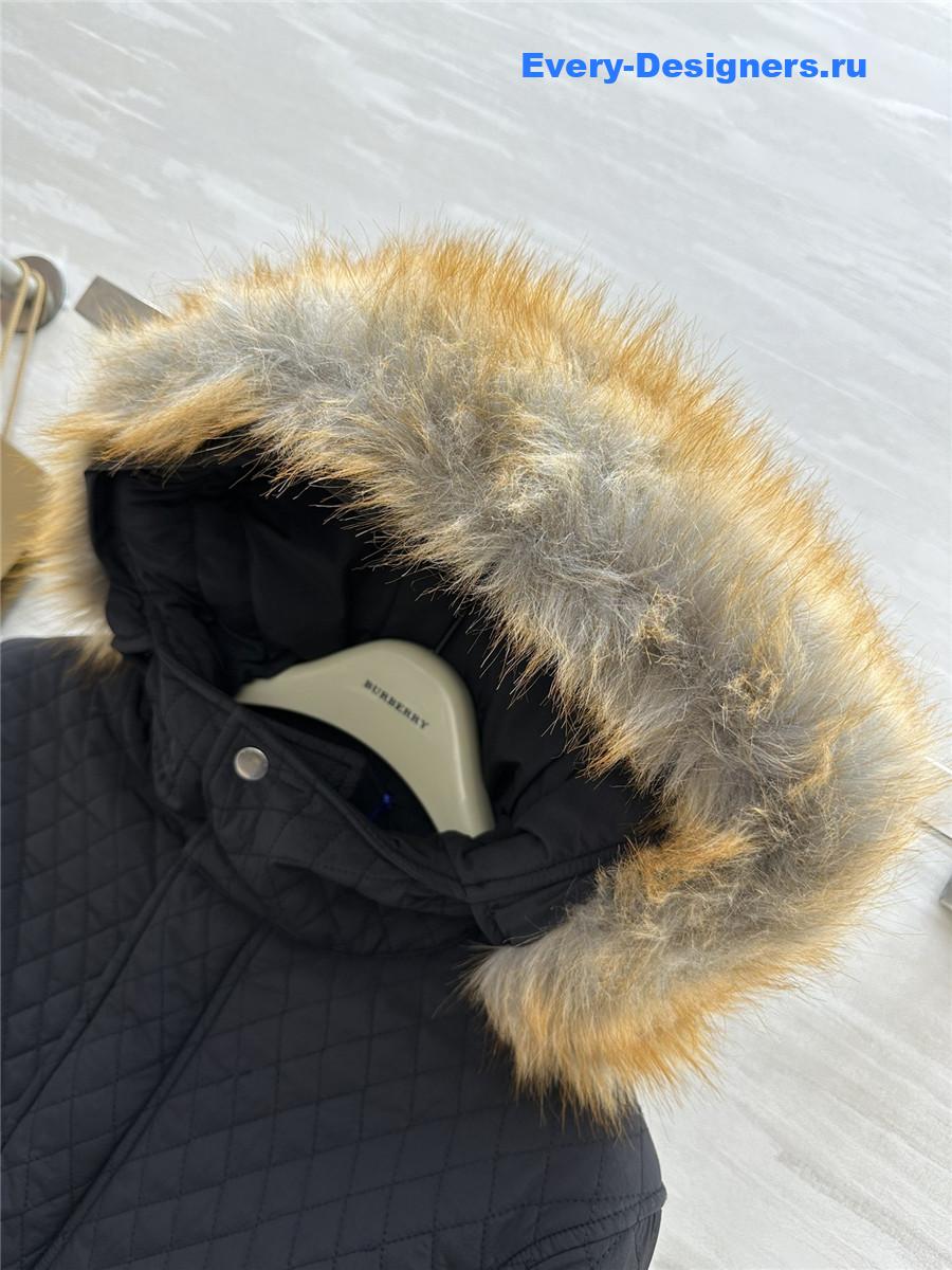 bv*b*rry D1am0nd quilted hooded jacket