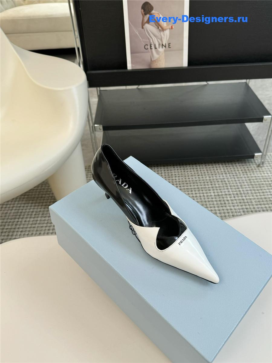 Pra*a smooth leather pumps in white/black