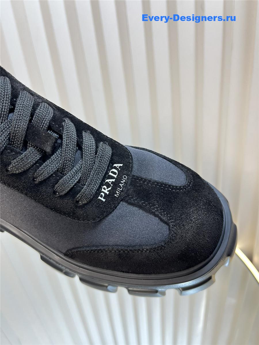 Pra*a suede low top platform sneakers black/grey