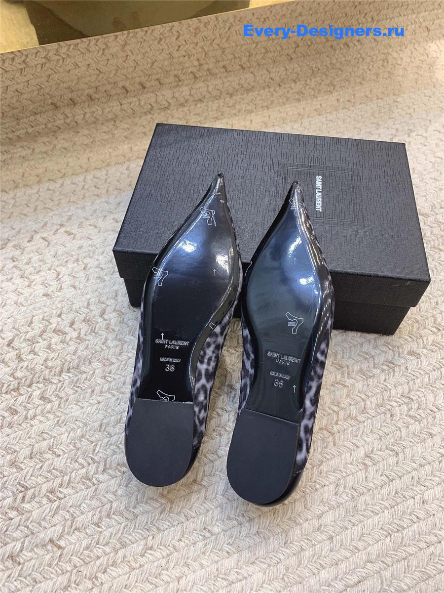 Y51 nour white/black grosgrain slippers