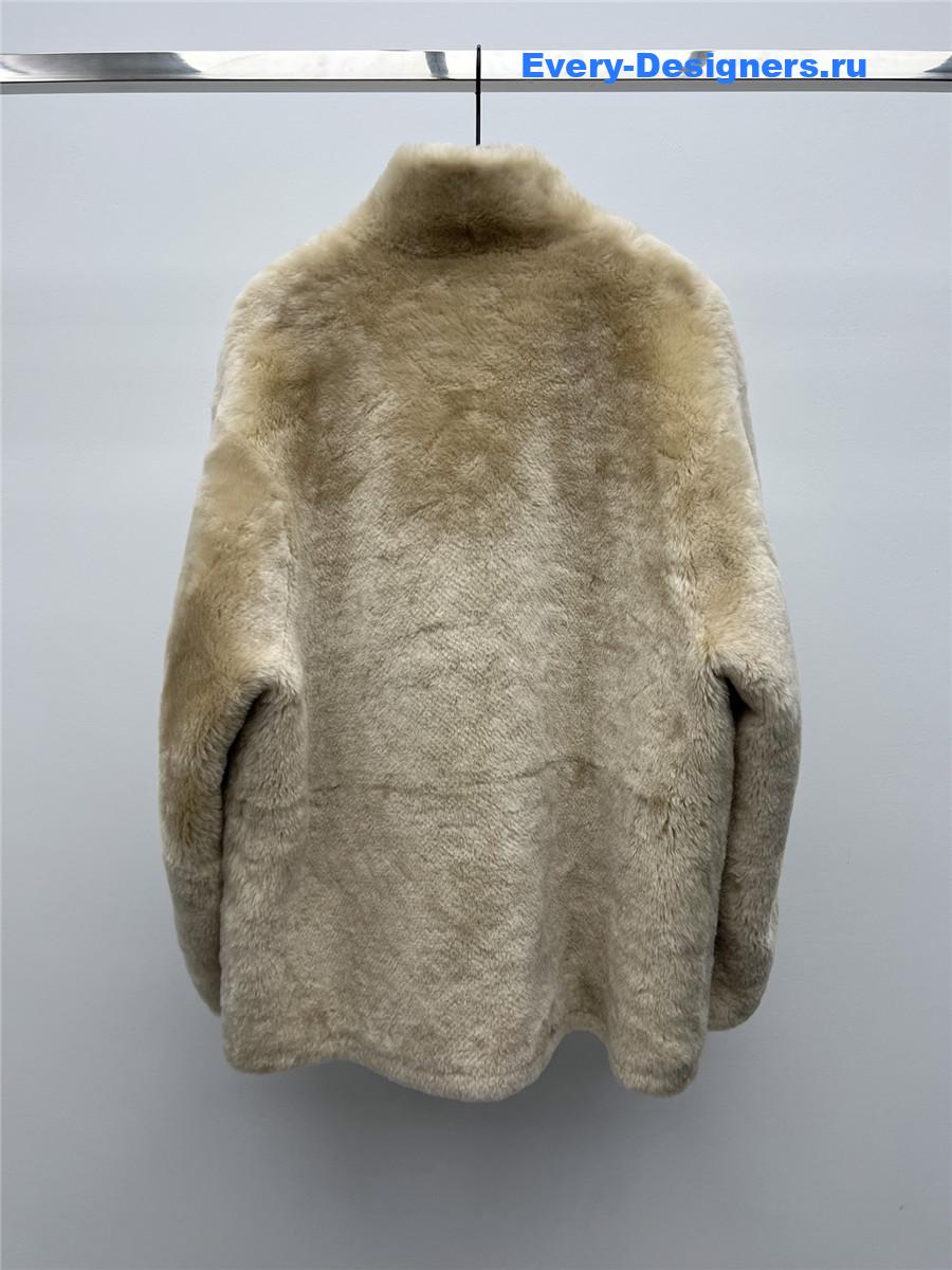 Vanitoo mid-length shearling coat