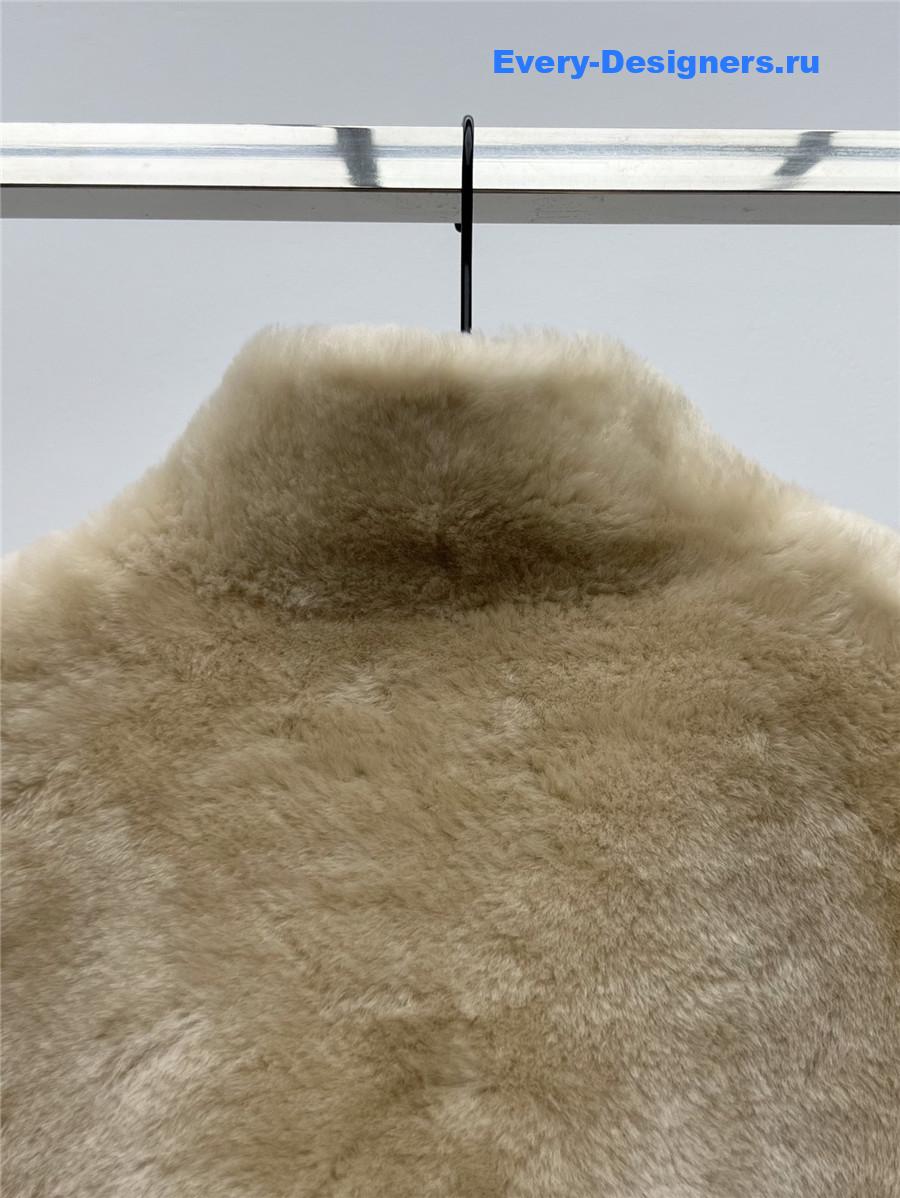 Vanitoo mid-length shearling coat