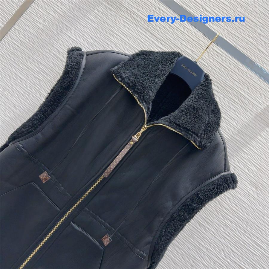 l0vis Vvtt0n lv new vest