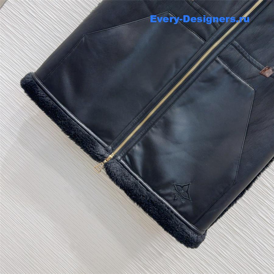 l0vis Vvtt0n lv new vest