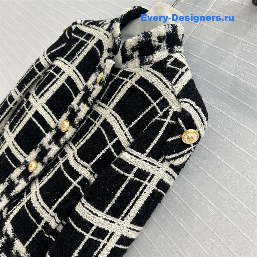 Va1e*ntin0 tweed stand collar jacket