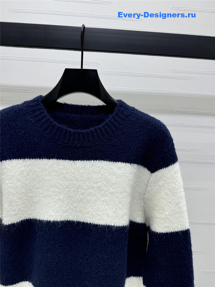 Ce1i*e chunky mohair wool sweater