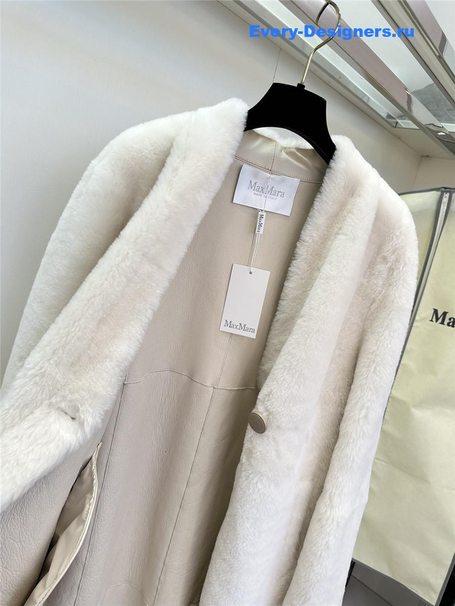 Vanitoo Long Trench Fur Coat
