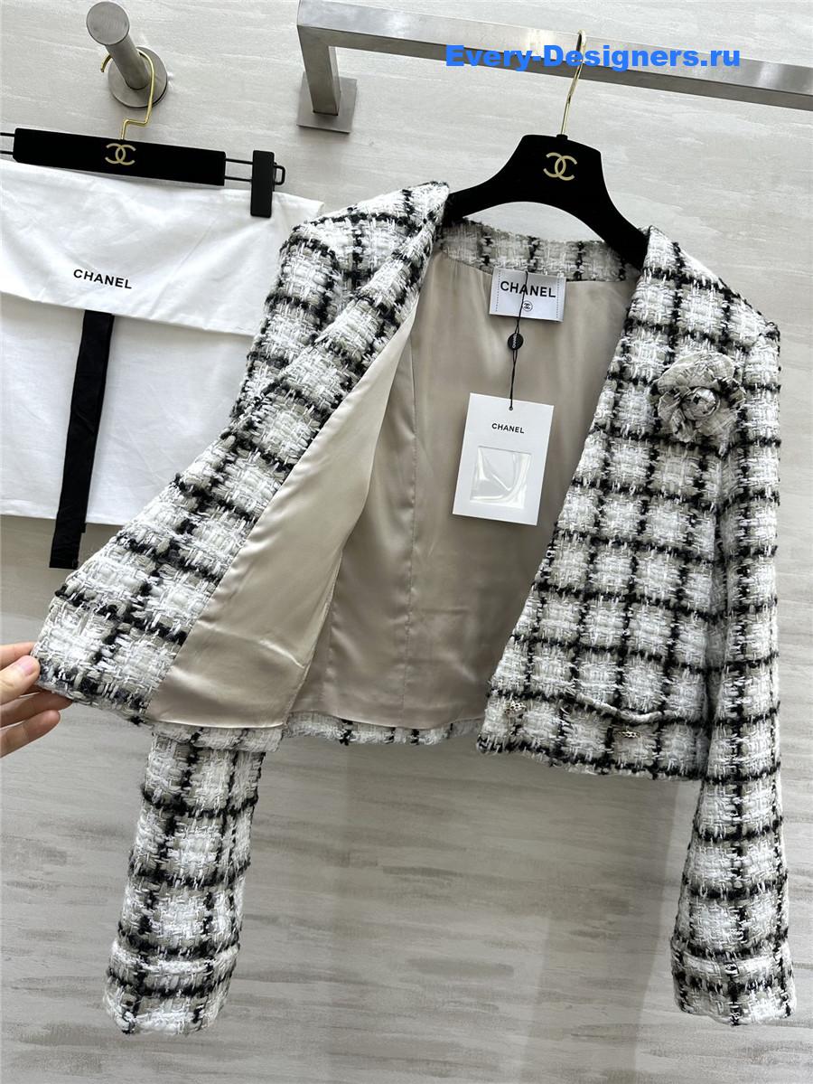 Ch**el wool soft tweed v-neck coat