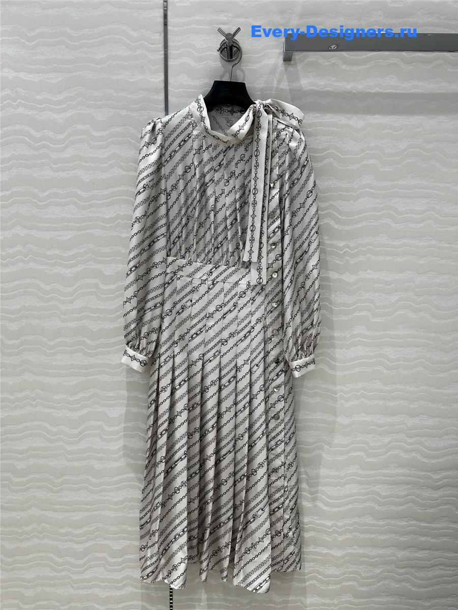 l0vis Vvtt0n long-sleeved chain print dress