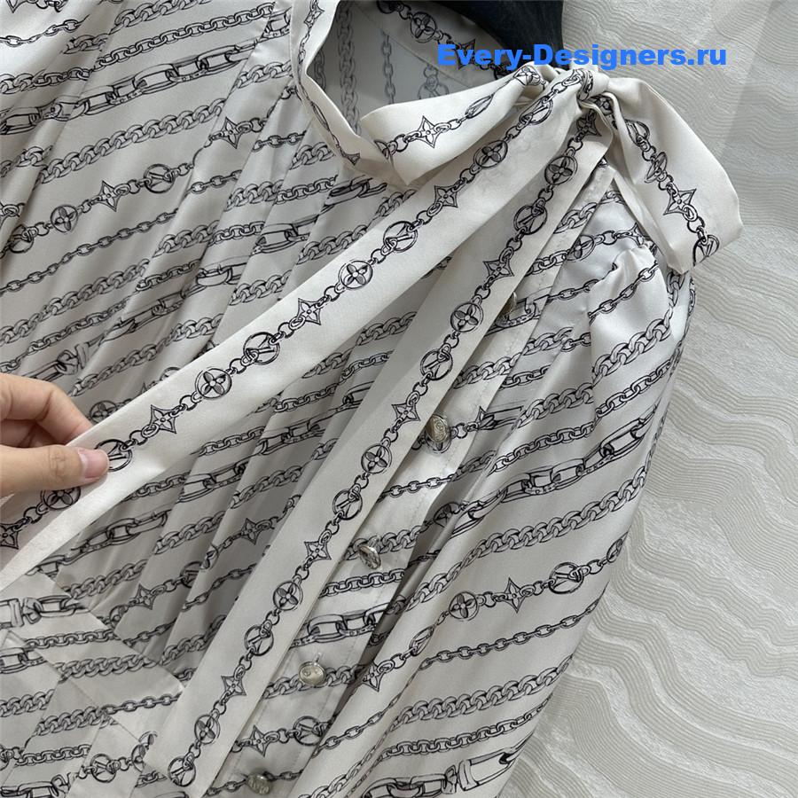 l0vis Vvtt0n long-sleeved chain print dress