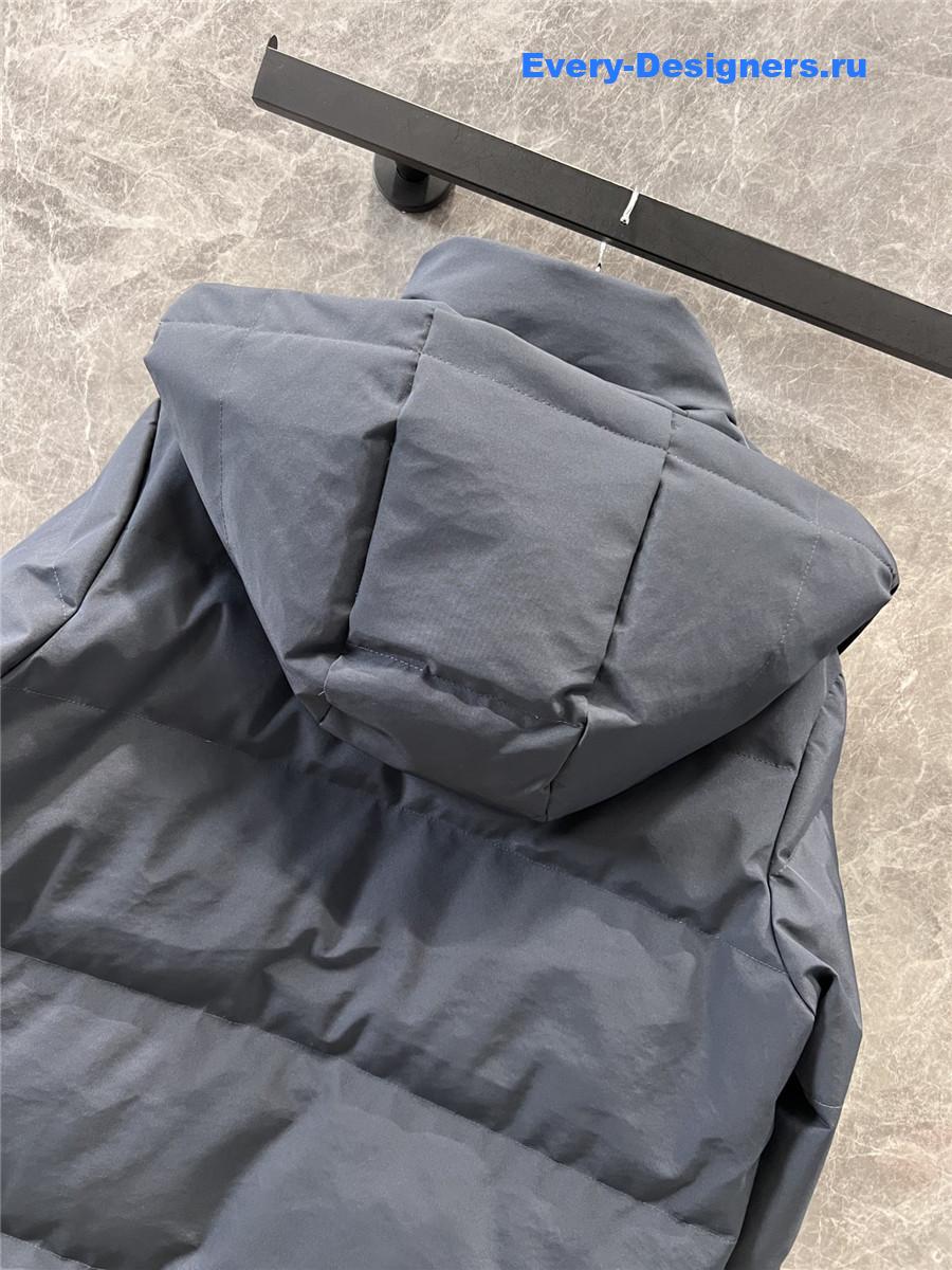 Ce1i*e hooded down jacket