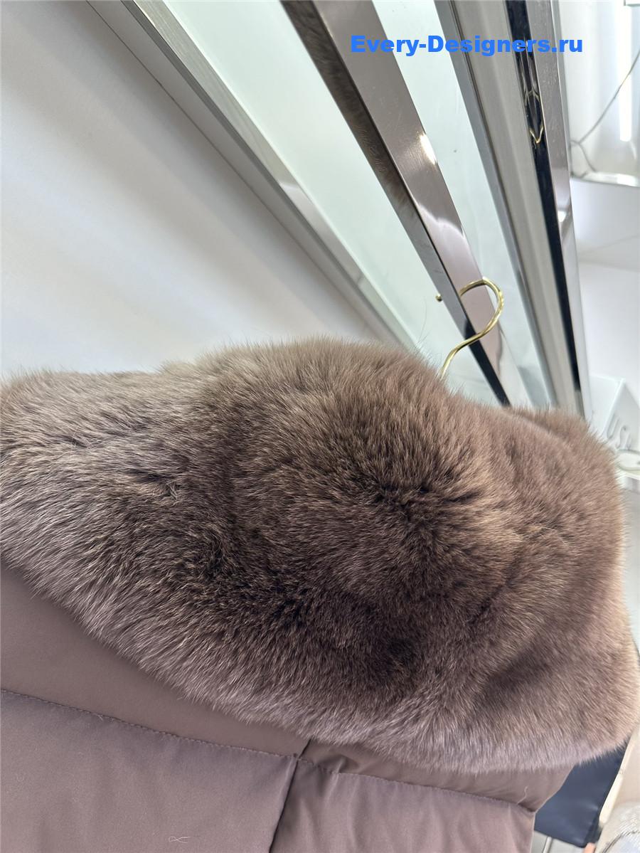 L0r0 P1ana down vest