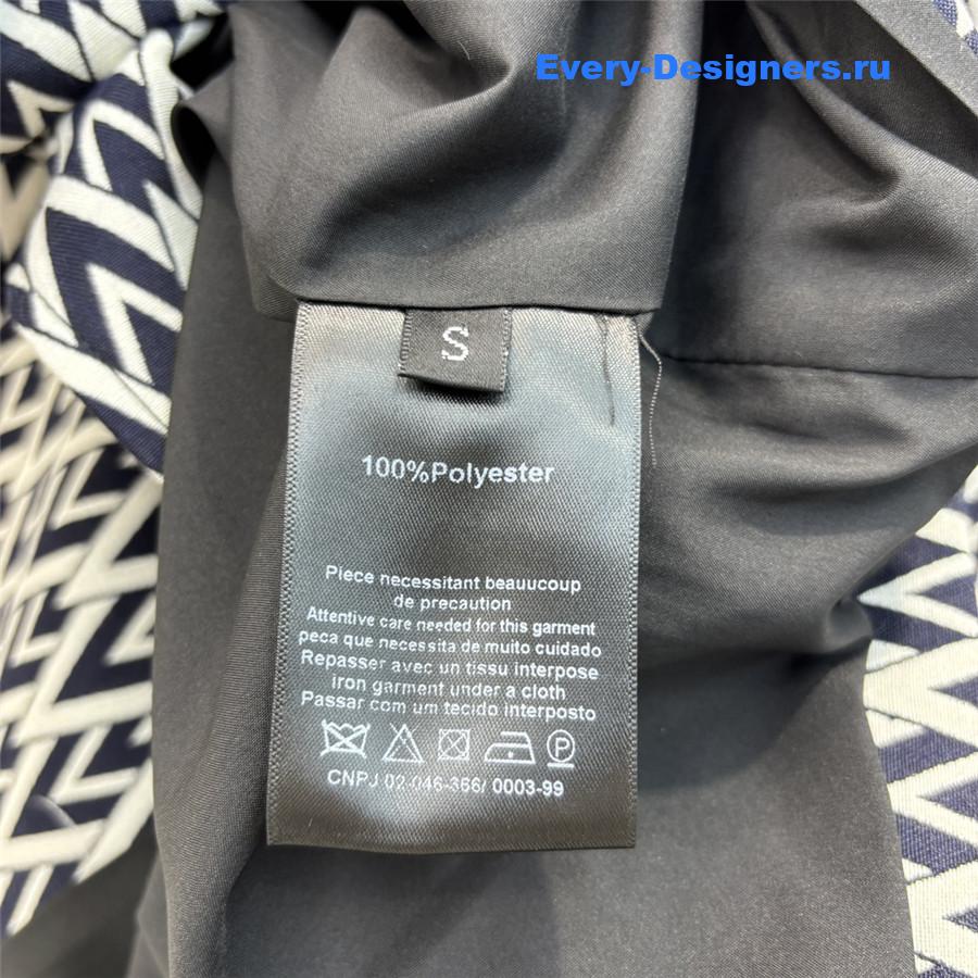 Va1e*ntin0 jacquard wool coat