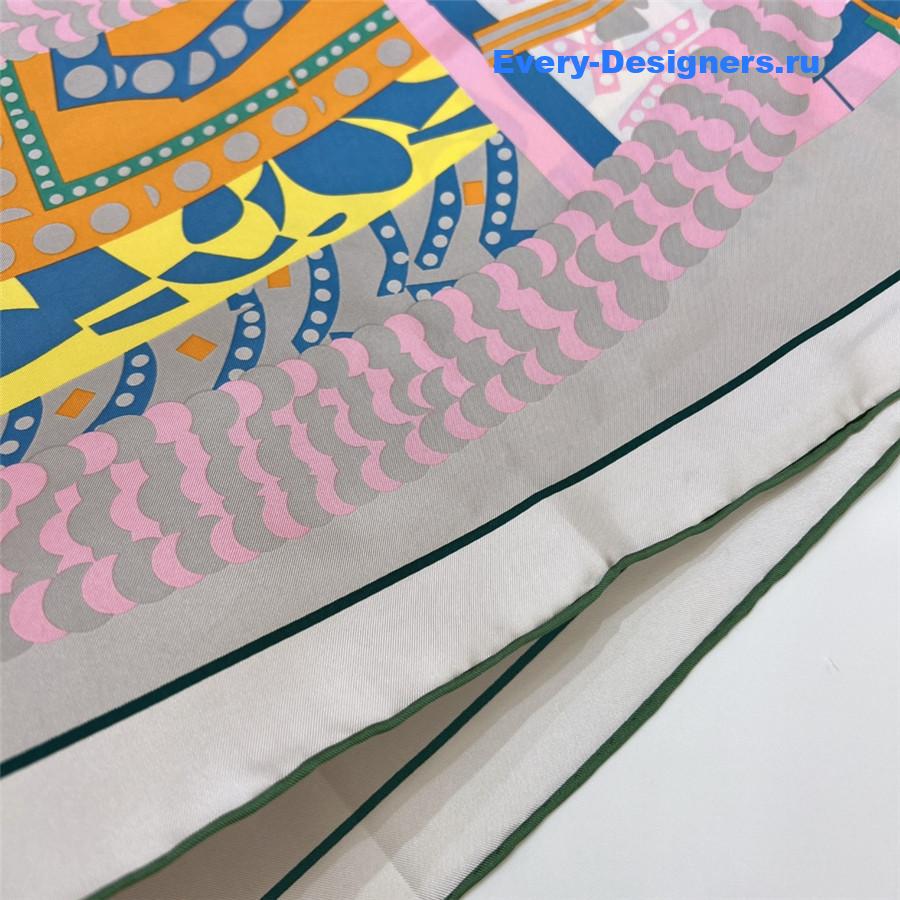 H**me5 “gaucho saddle” 90 scarf