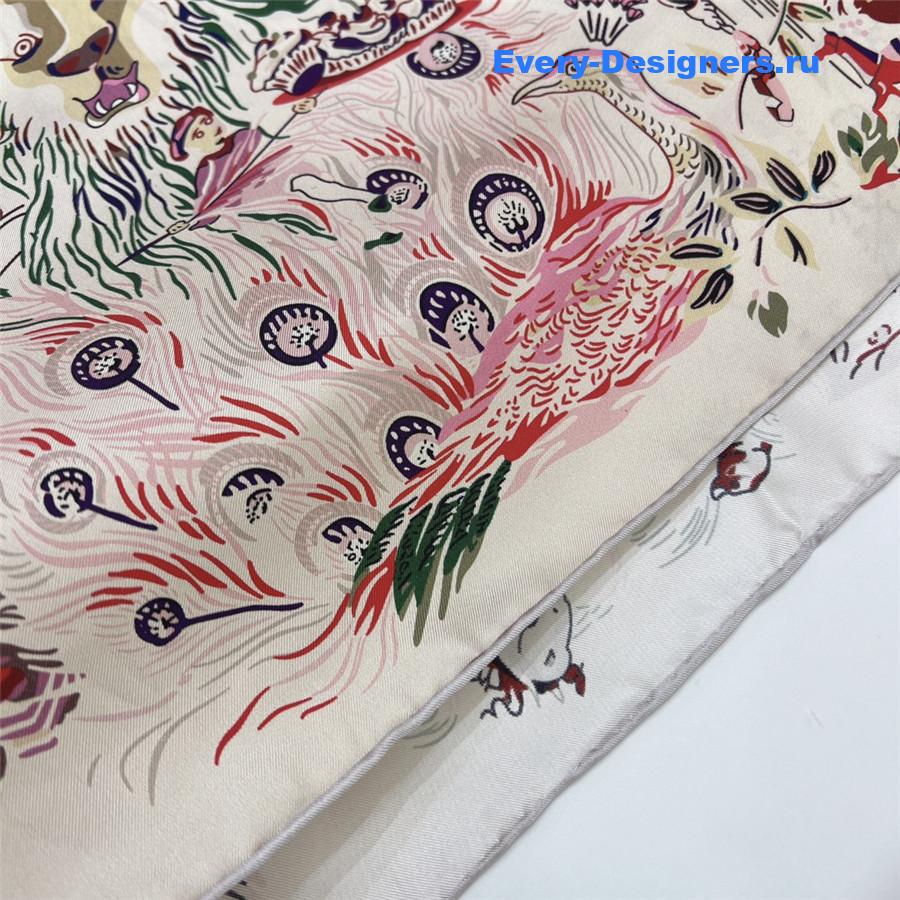 H**me5 “emile’s fantasy night” 90’s scarf