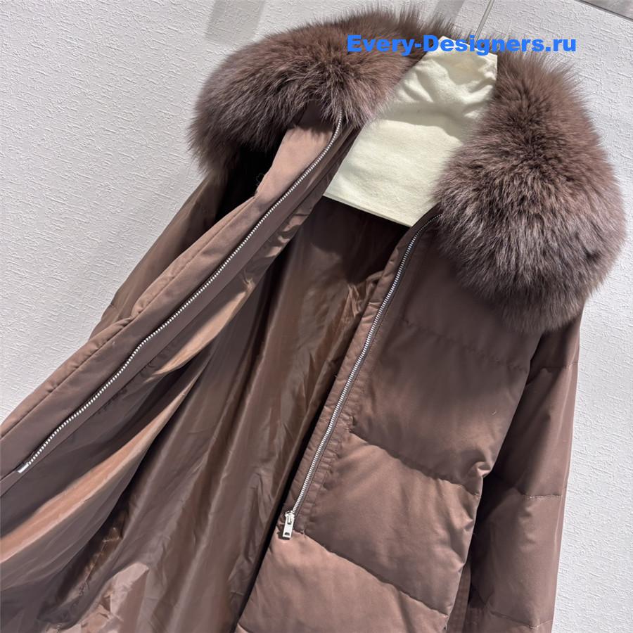 L0r0 P1ana goose down jacket