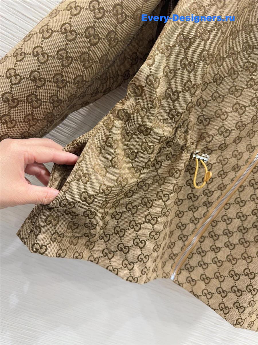 Gvc*1 reversible jacket