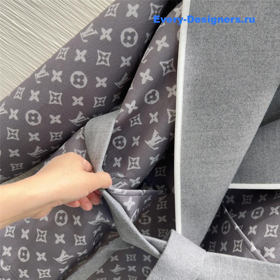 l0vis Vvtt0n lv reversible jacket