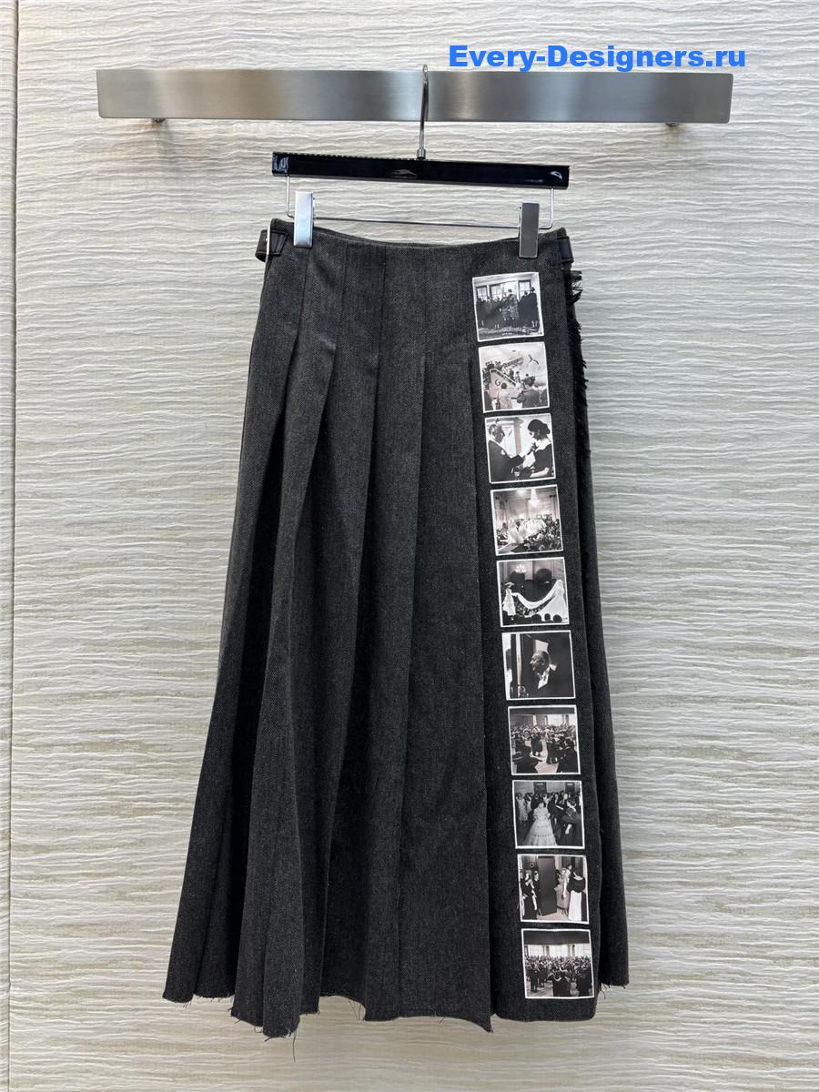 D10r woolen pleated skirt