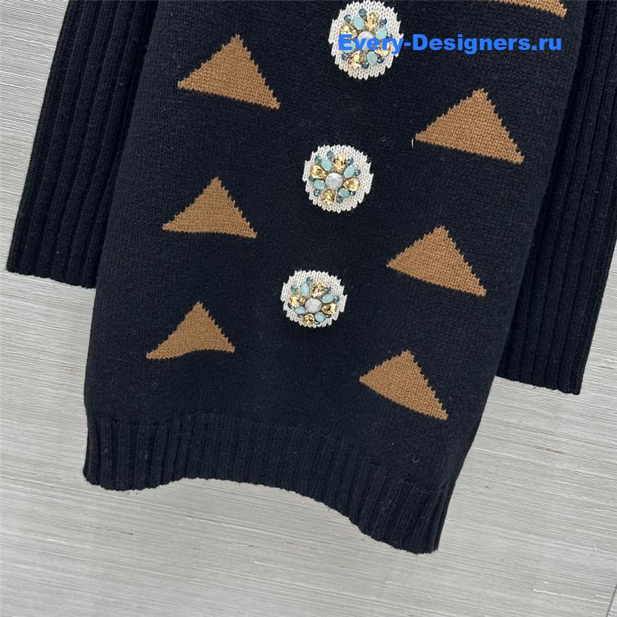 Vanitoo quilted cashmere dress