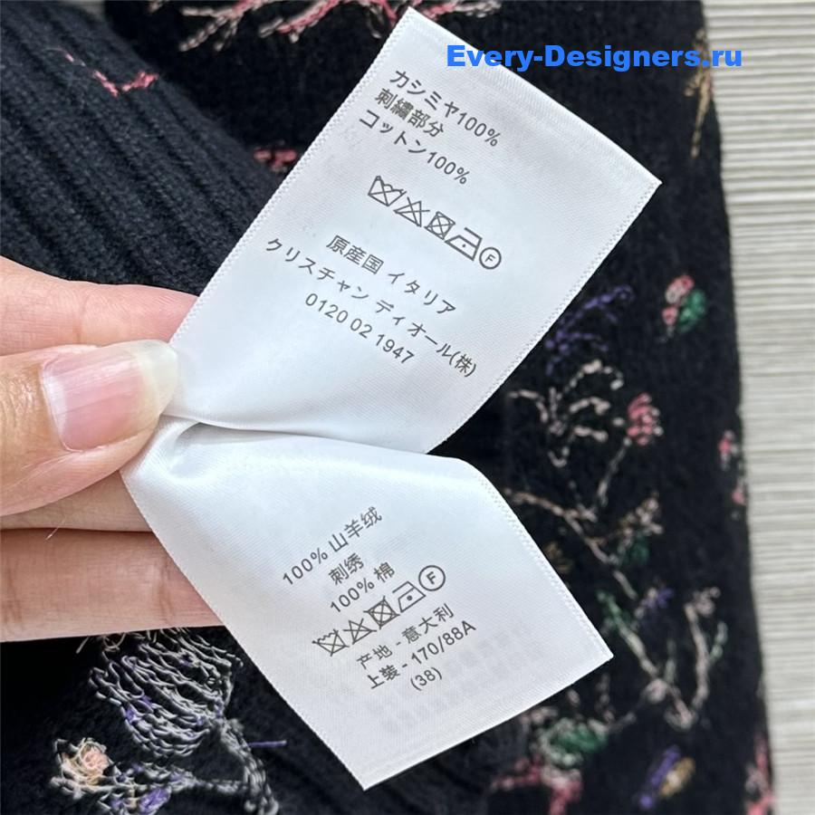 D10r floral embroidery rib-knit cardigan black