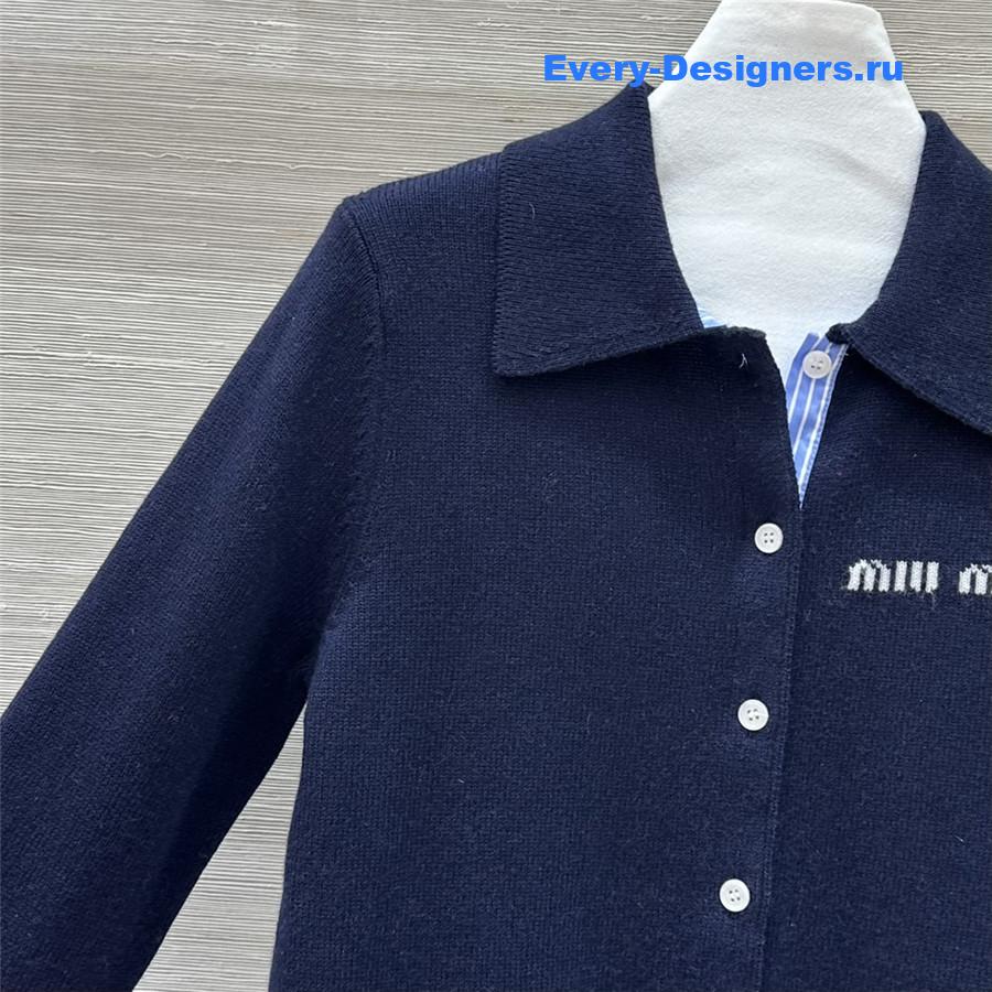 Miu Miu Logo-Intarsia Cashmere Cardigan in Navy
