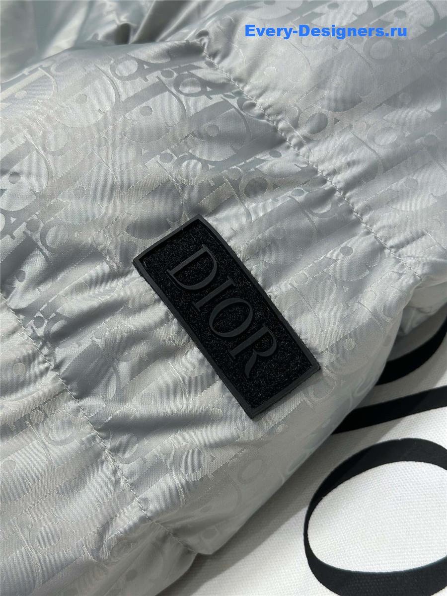 D10r all-over print down jacket