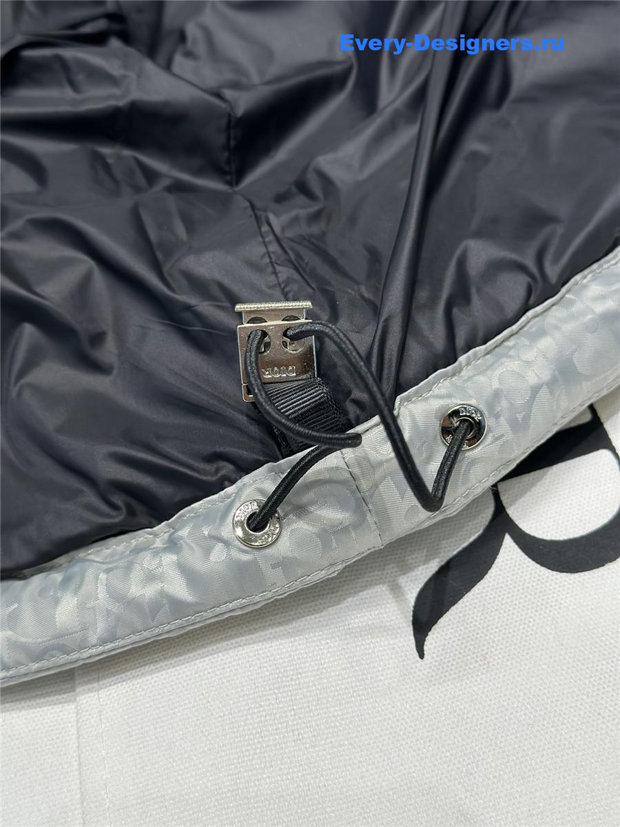 D10r all-over print down jacket