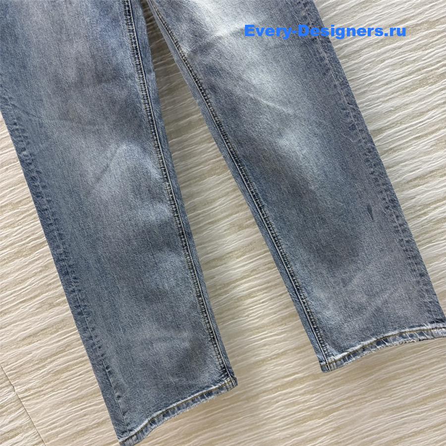 Ce1i*e washed blue jeans