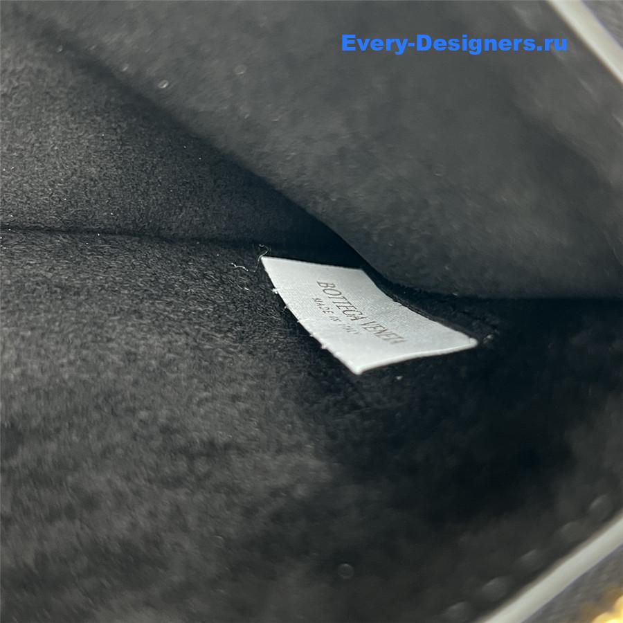 b0tt*ga Ven*ta black small solstice shoulder bag