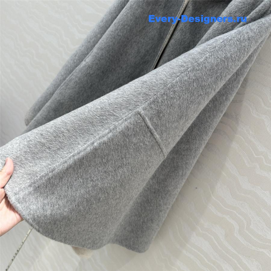 L0r0 P1ana hooded cashmere cape